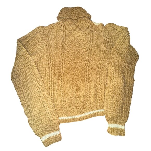 Vintage‎ Handmade XL Tan Beige Chunky Cable  Knit Sweater Preppy Classic Ranch - Picture 3 of 6